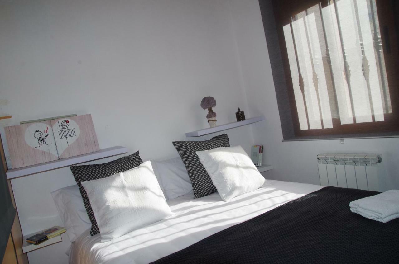 Apartamento Turistico San Jorge กาเซเรส ภายนอก รูปภาพ