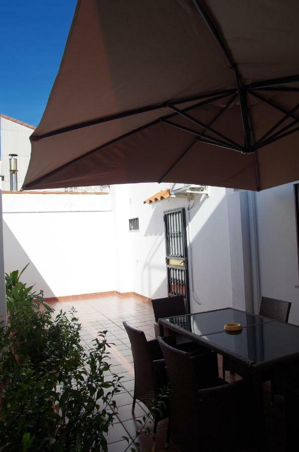 Apartamento Turistico San Jorge กาเซเรส ภายนอก รูปภาพ